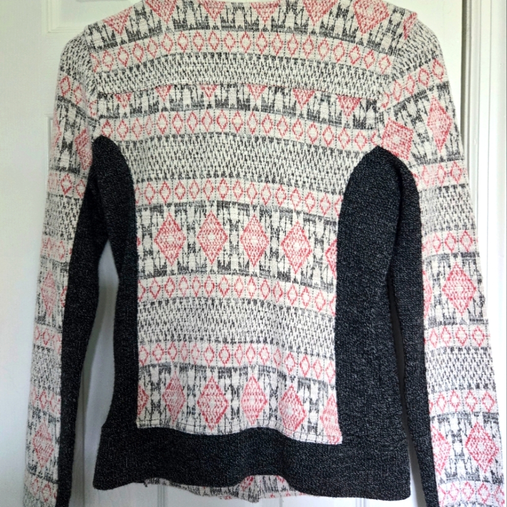 Womens XS Lucky side zip sweater with pockets